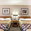 Super 8 by Wyndham Lewisburg