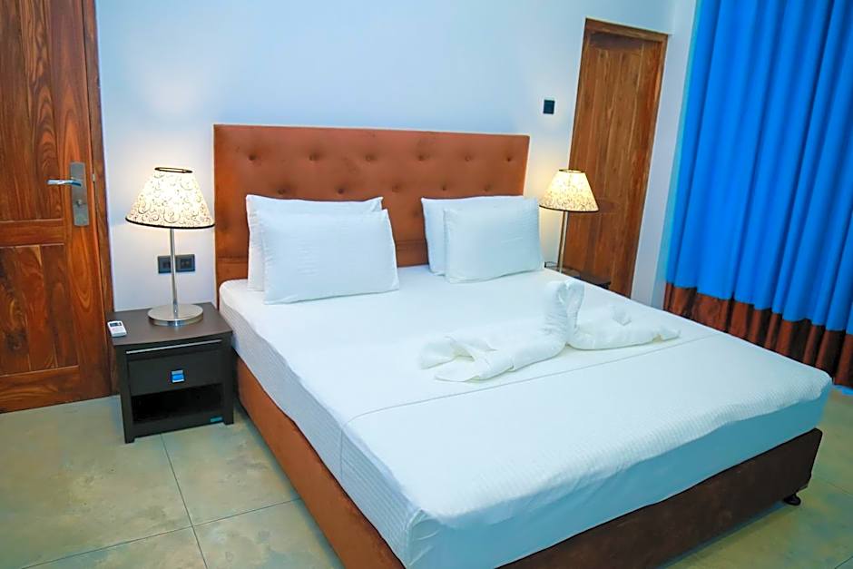 Funky Hotel – Hikkaduwa, CO