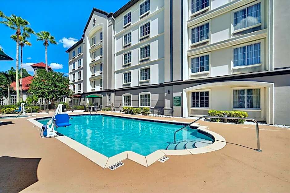 La Quinta Inn & Suites by Wyndham Tampa Brandon Regency Park