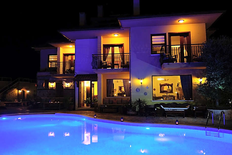 Mandarin & Mango Boutique Hotel