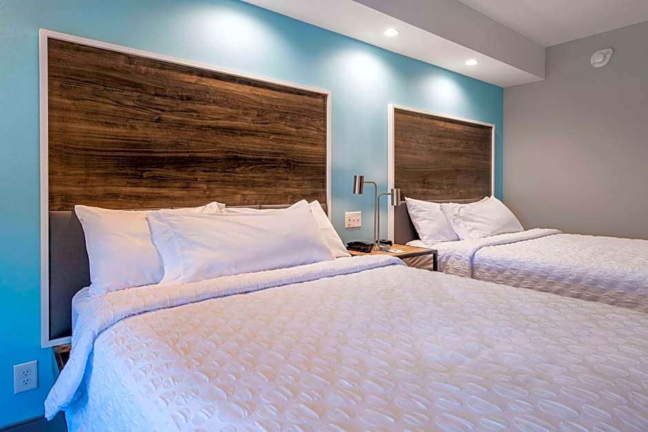 Tru by Hilton Fayetteville I-95, NC