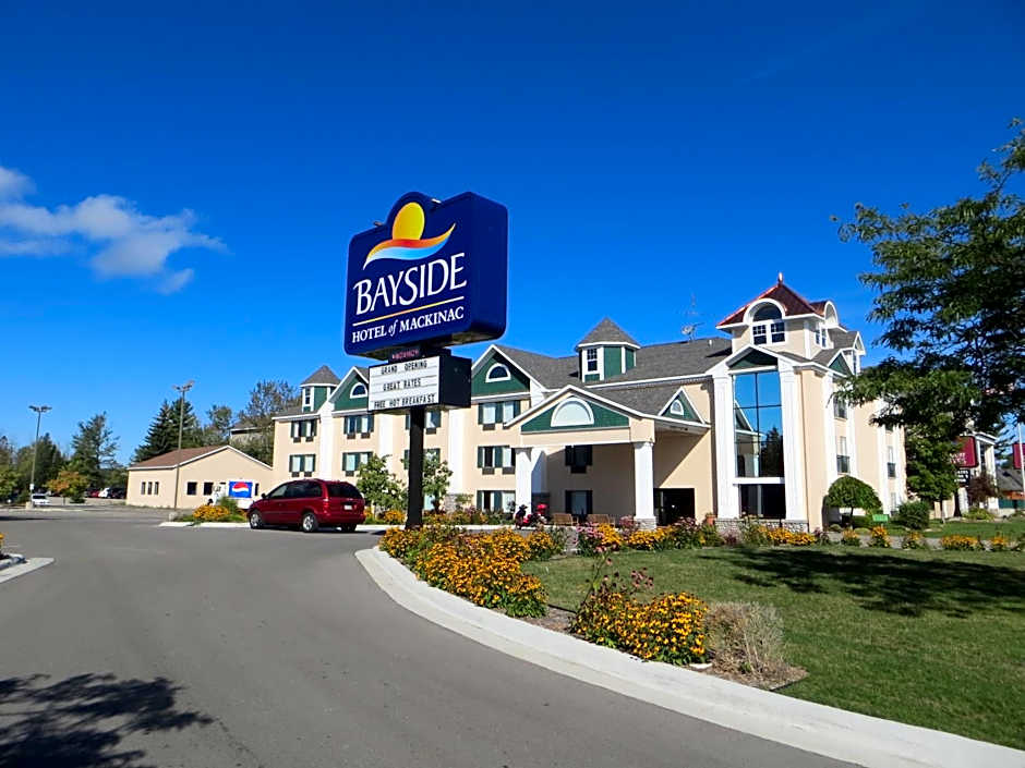 Photo 1 of 35 of Bayside Hotel Of Mackinac