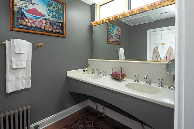 Ashby Inn & Restaurant