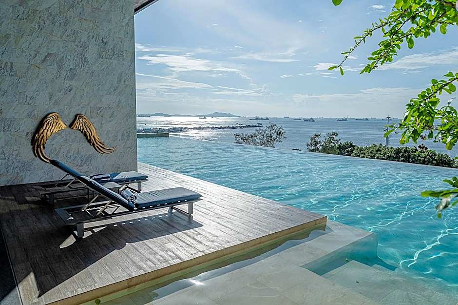Oakwood Hotel & Residence Sri Racha