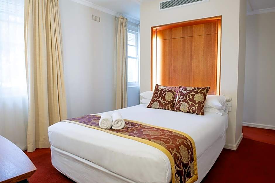 Linaker Art Deco Motel