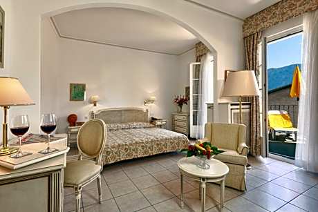 Double Room with Courtyard View