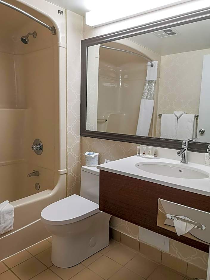 Days Inn by Wyndham Miramichi NB