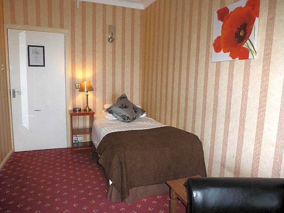 Photo 1 of 9 of Single Room - En Suite
