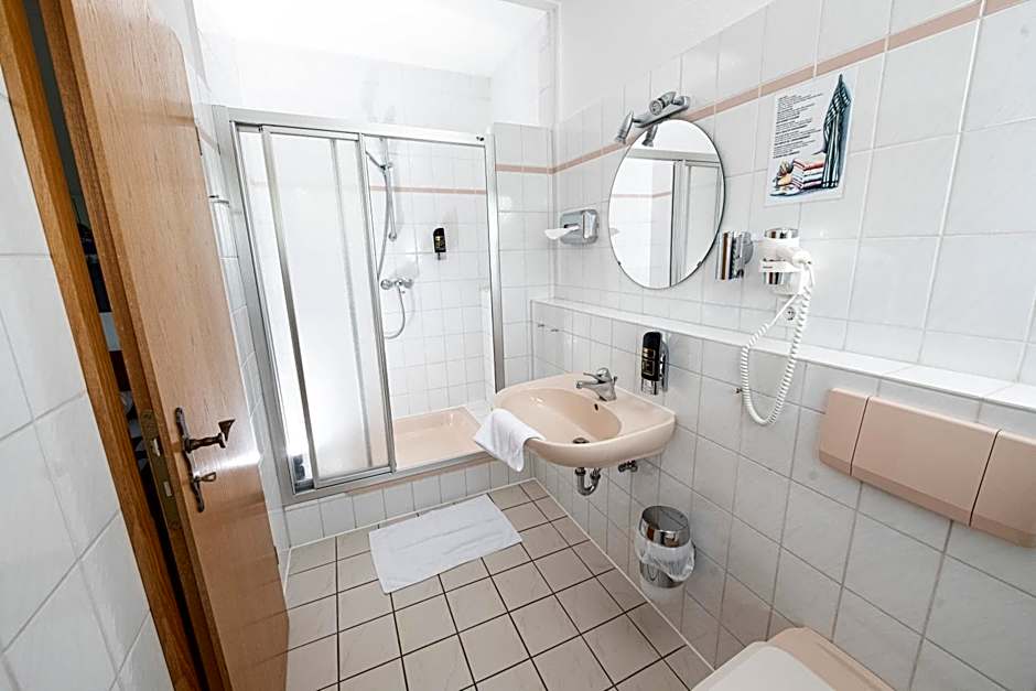 Zum Alten Fährhaus - Bed & Breakfast