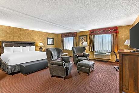 Executive King Room with Wet Bar - Non-Smoking