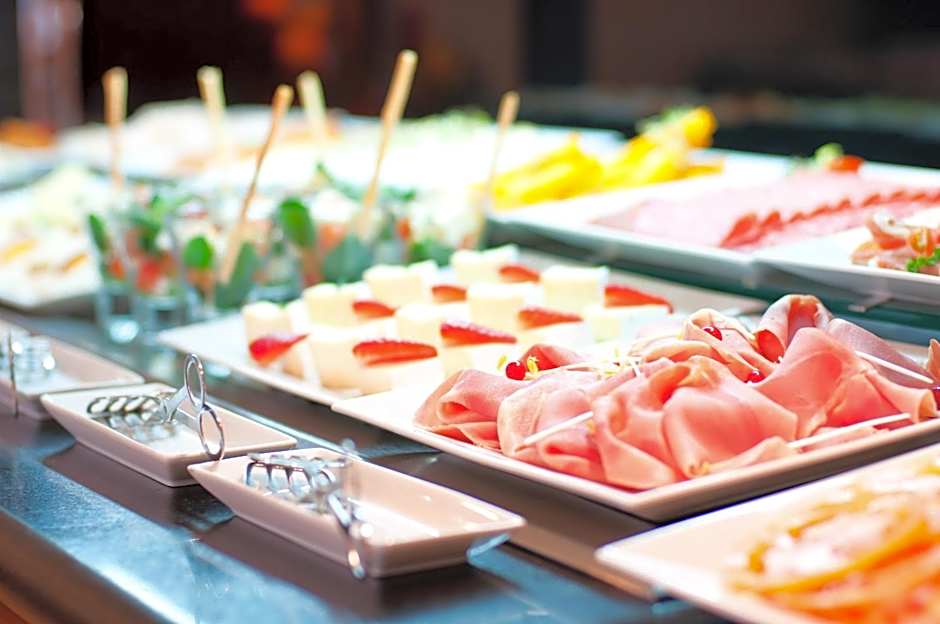 TRYP by Wyndham Porto Centro Hotel