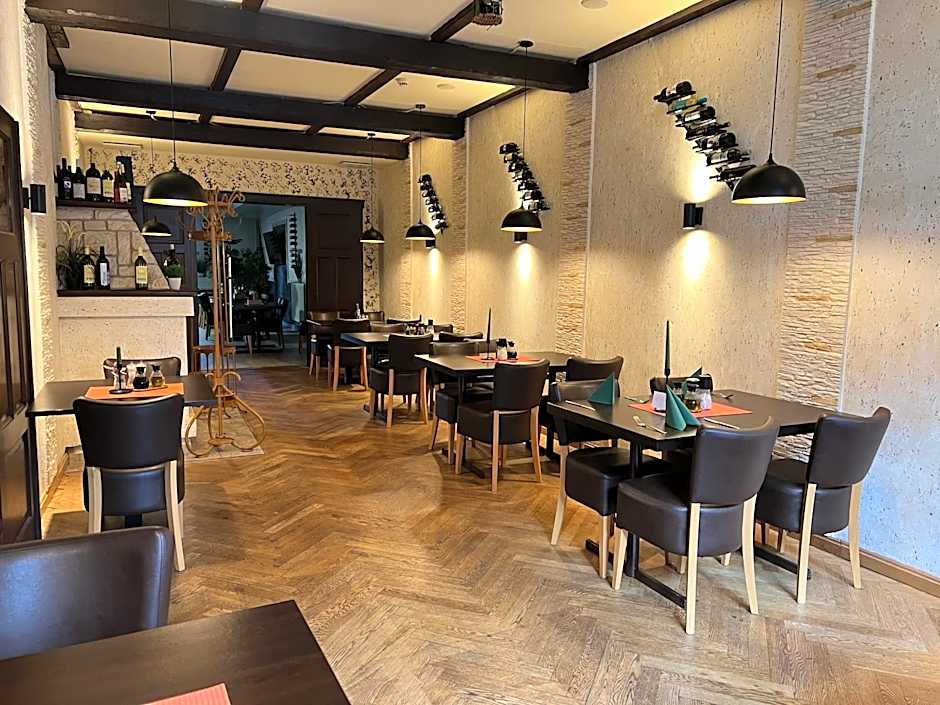 Hotel am Rathaus Adii