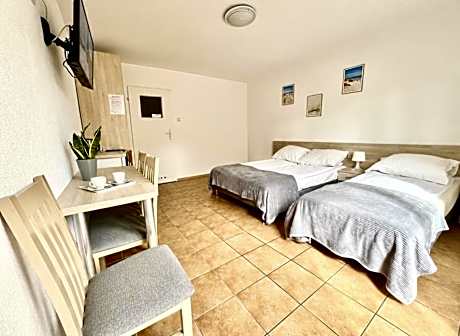 Comfort Triple Room