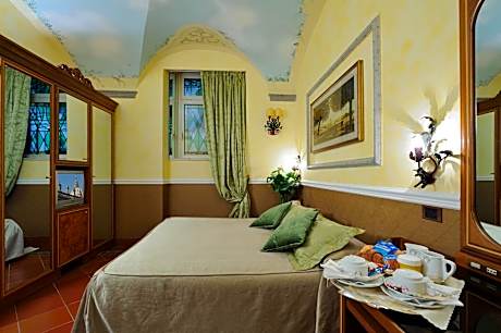 Economy Double or Twin Room - Basement