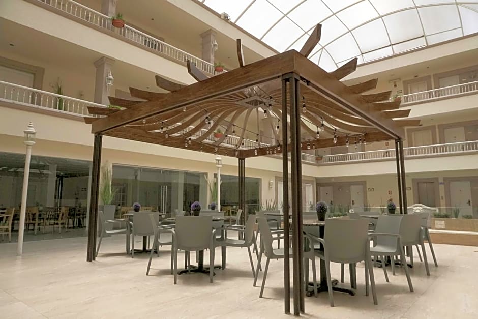 Best Western Plus Monterrey Colon