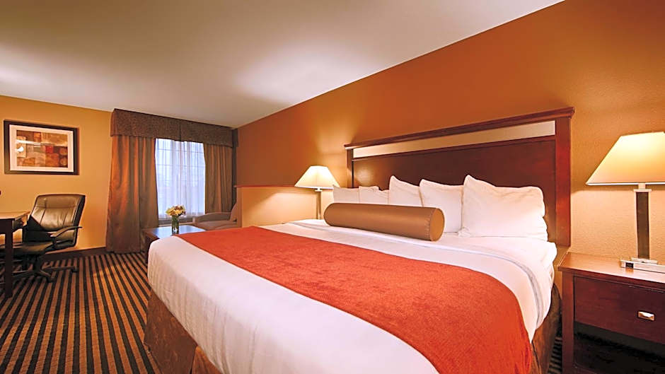 Best Western Plus Prairie Inn