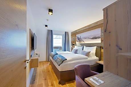 One-Bedroom Suite