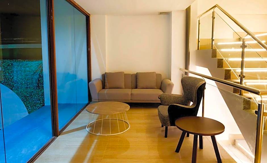Vivien's Hotel
