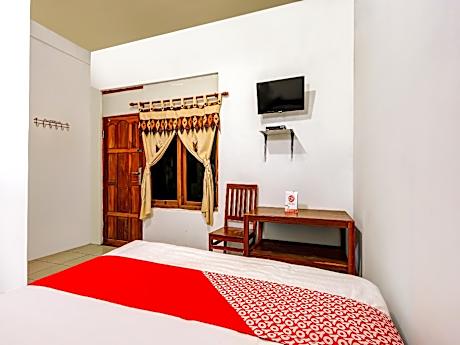 Standard Double with Private Bathroom