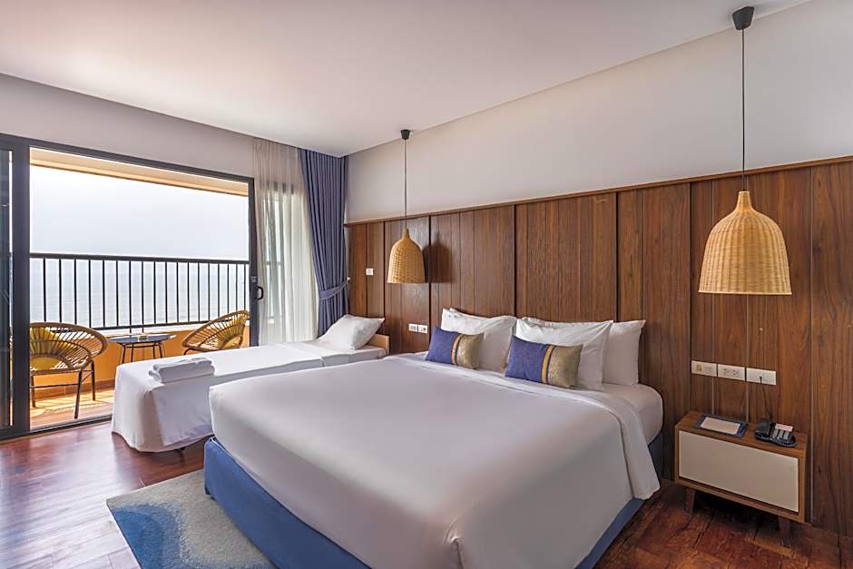 Vias Hotel Vung Tau - Transportation Included 