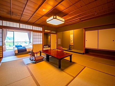 Deluxe Room with Tatami area - Non-Smoking