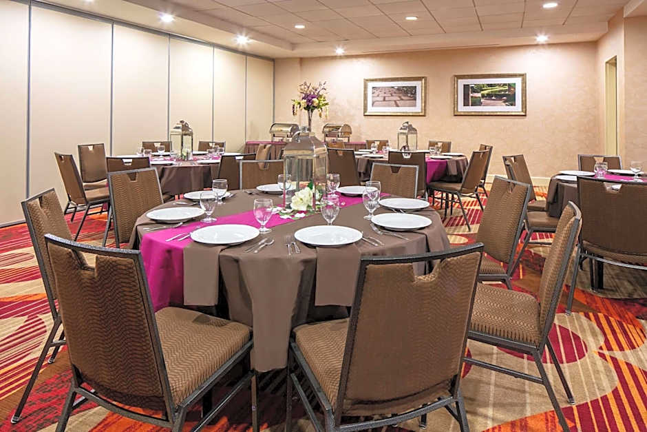 Hilton Garden Inn Omaha West