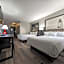 Super 8 by Wyndham Thunder Bay