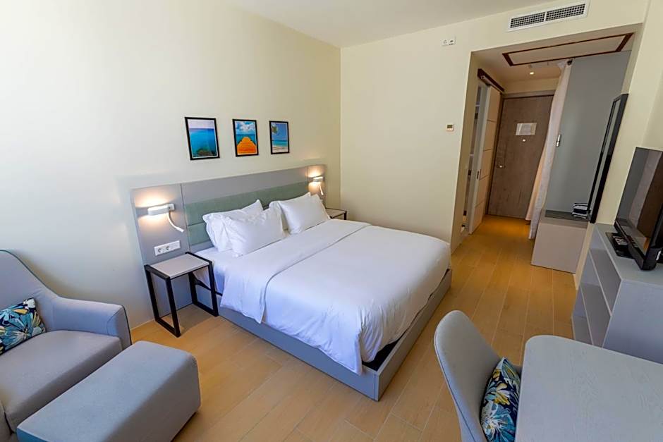 Elements Hotel & Shops Curacao