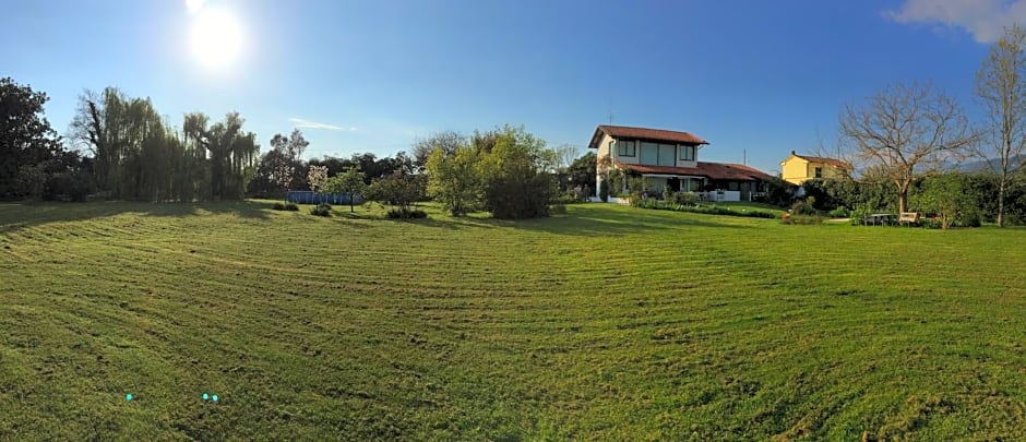 PIETRASANTA - VERSILIA - Villa Arzilla Garden con piscina