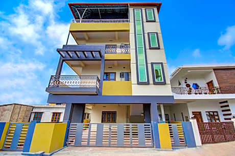 OYO Safura Residency