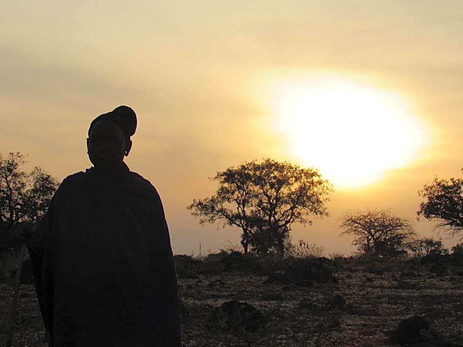 African Sunrise Lodge and Campsite