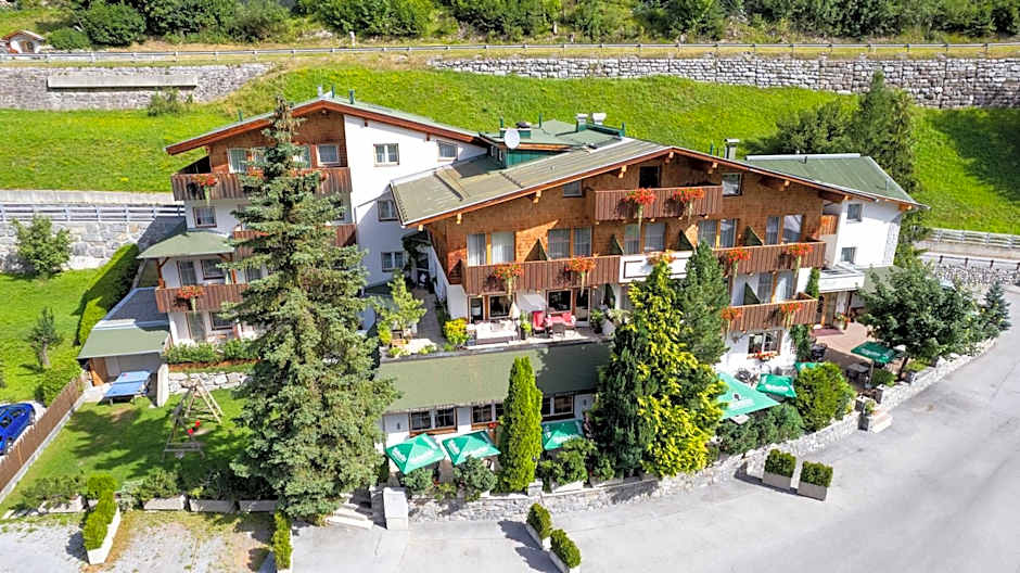 Hotel Pettneuerhof