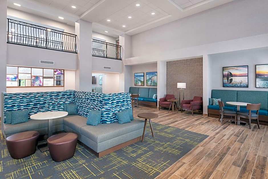 Hampton Inn By Hilton & Suites Fort Myers Beach/Sanibel Gateway