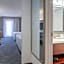 Comfort Inn & Suites At Dollywood Lane
