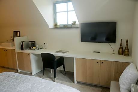 Deluxe Double Room with Bath