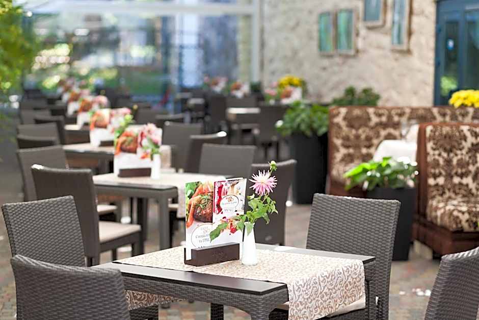 Nadiya Hotel