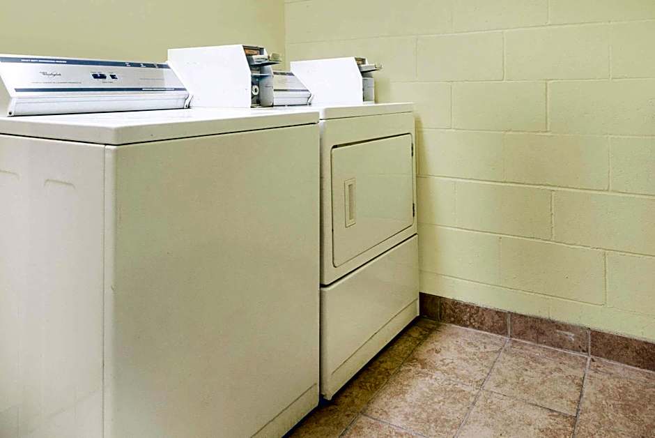 Days Inn by Wyndham Paintsville