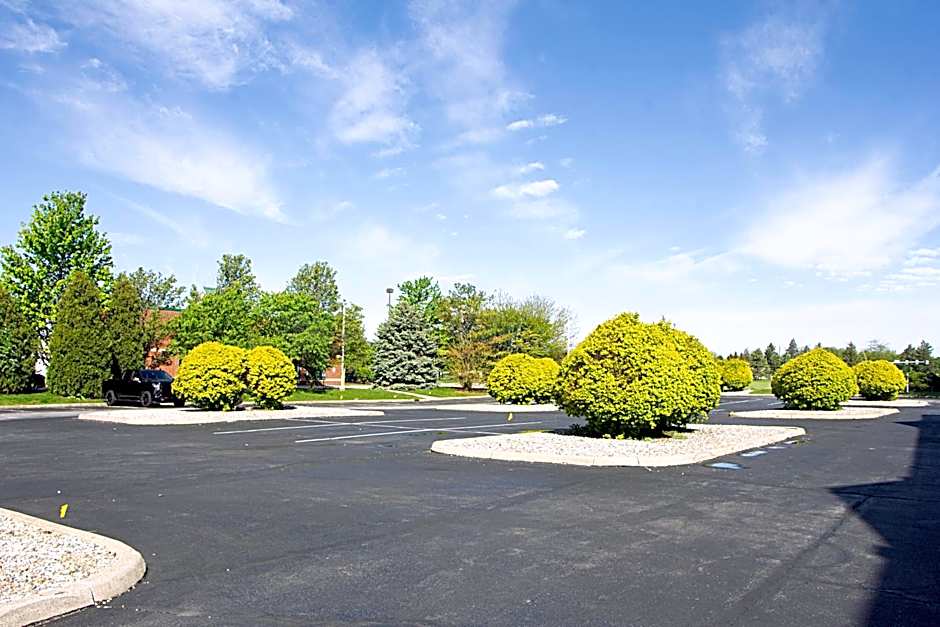 Baymont by Wyndham Maumee Toledo