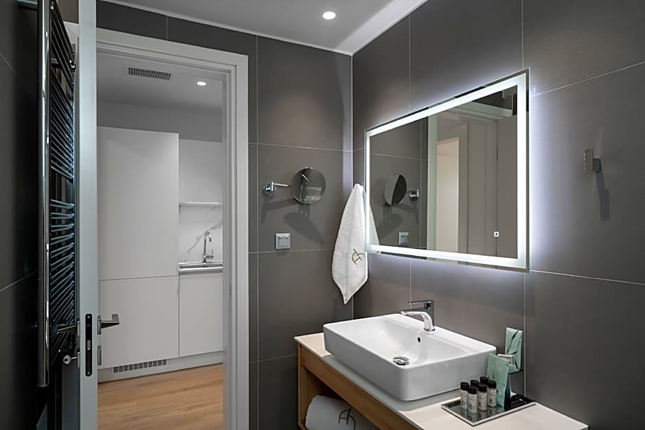 Athens Hill Luxury Apartments