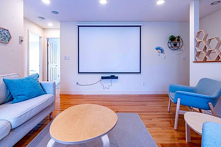 Three-Tree Villa-Central Location