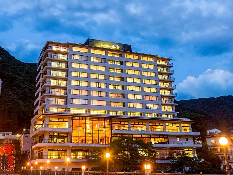 Kinugawa-Onsen Sanraku