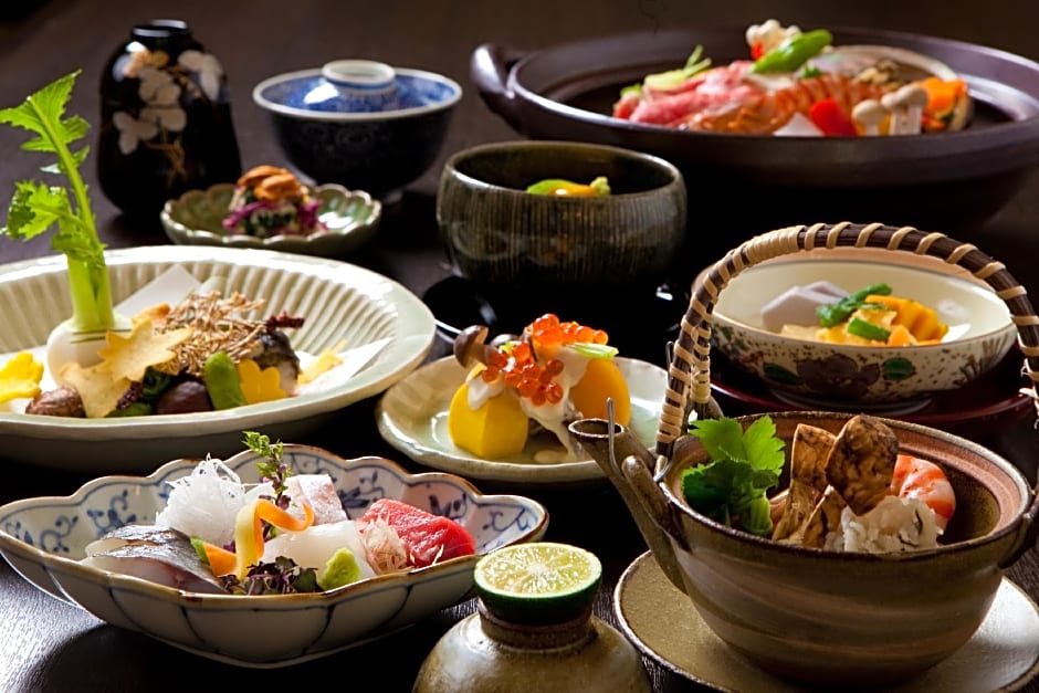 Kappo Ryokan Kannawa Bettei