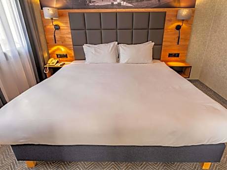 Standard Apartment with One Double Bed
