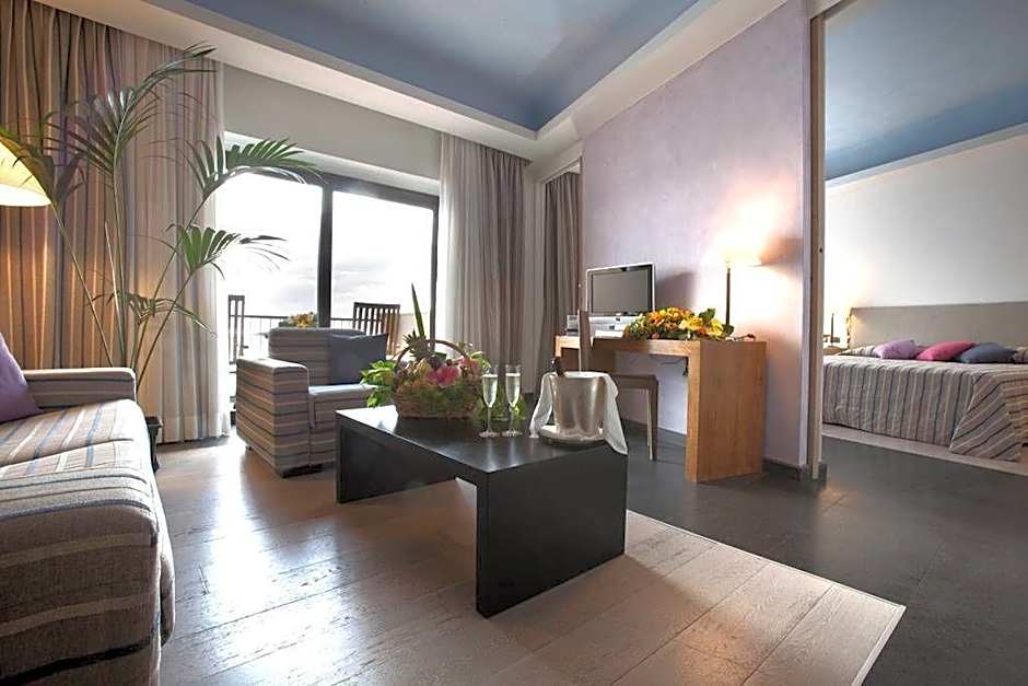 Hotel Santa Tecla Palace