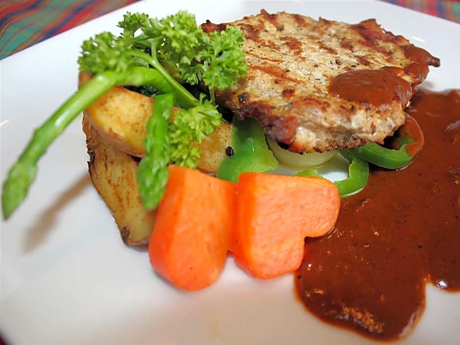 Charoenthanikhonkaen Hotel