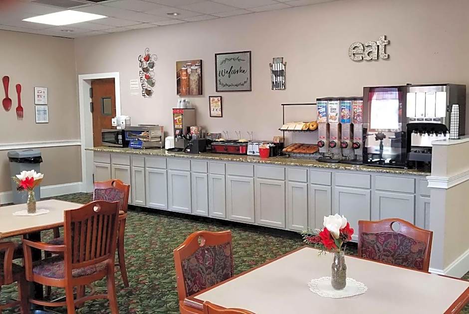 Ramada by Wyndham & Suites Warner Robins