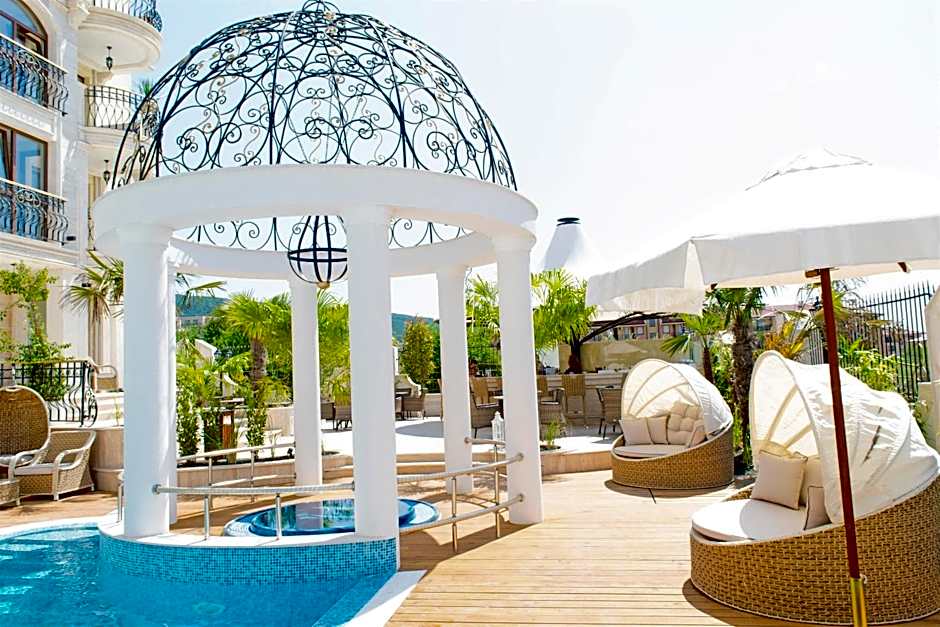 Harmony Suites Saint Vlas