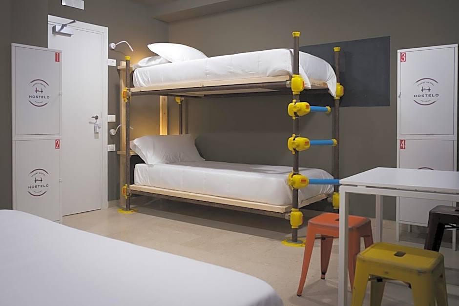 Hostelò - Luxury Hostel