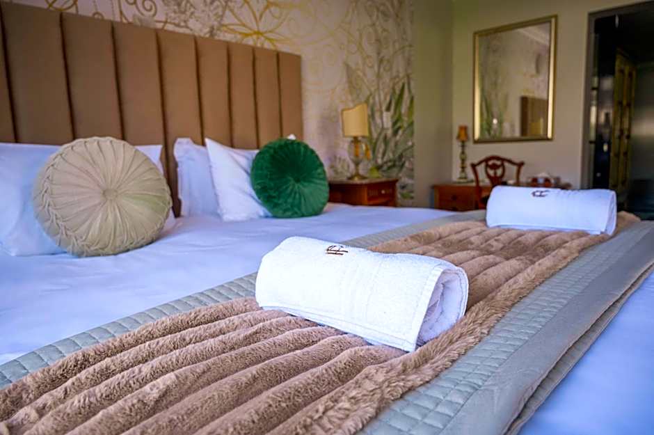 Rozenburg Guest House