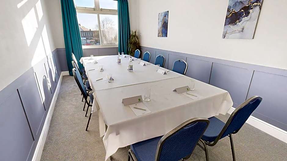 Holiday Inn Kenilworth - Warwick By IHG